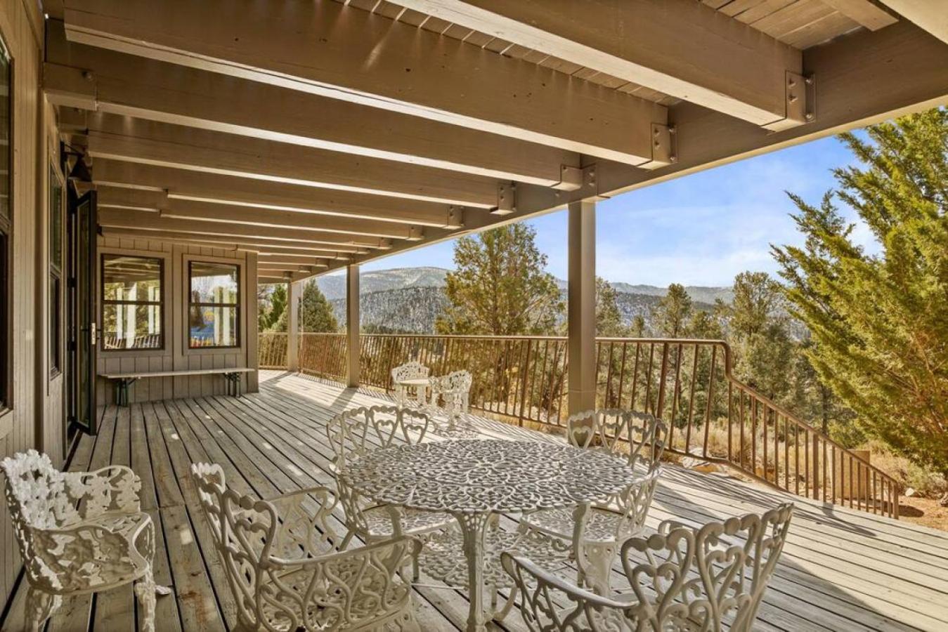 Baldwin Lake Steel Pine Lodge A Rustic Mountain Retreat Views מראה חיצוני תמונה