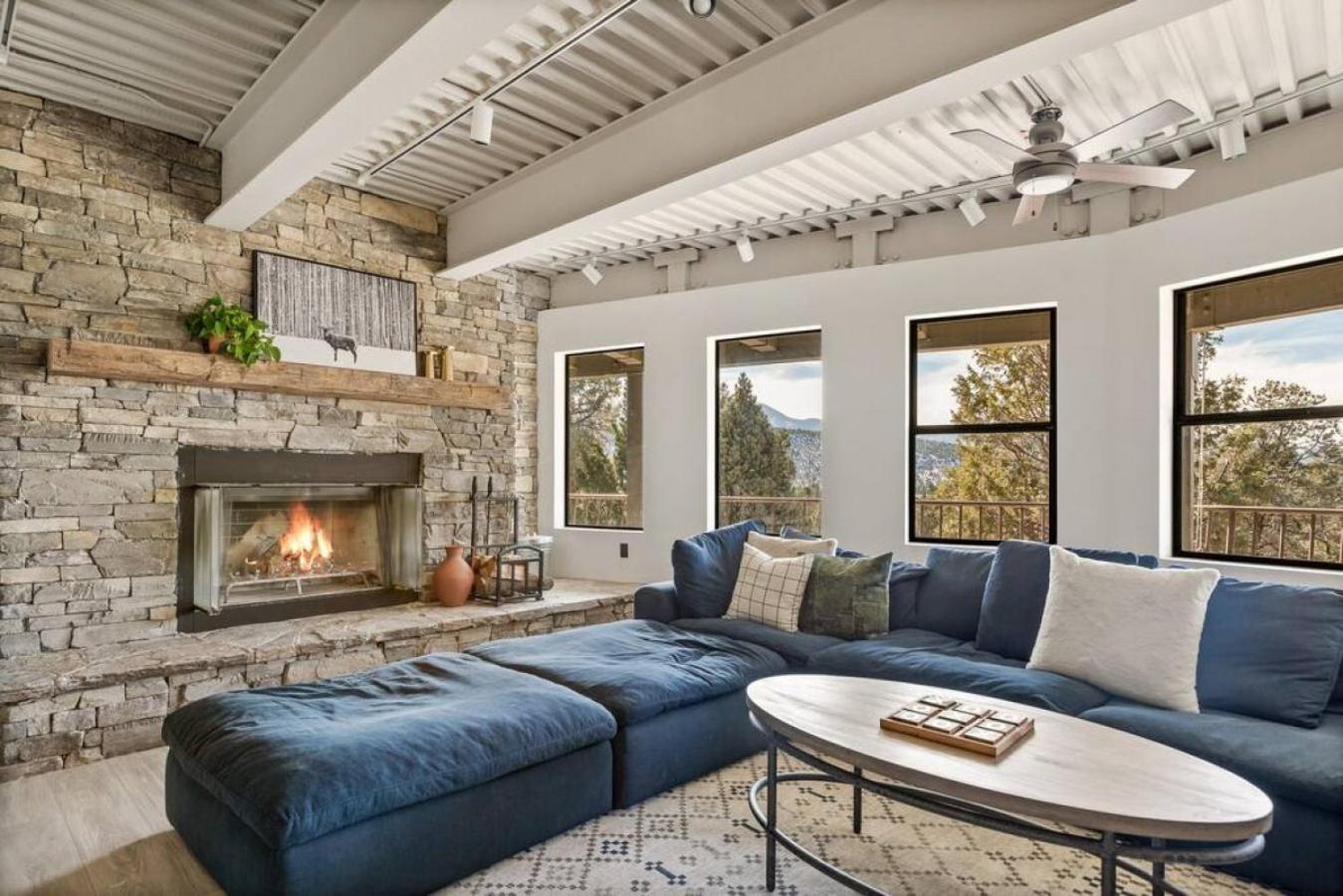 Baldwin Lake Steel Pine Lodge A Rustic Mountain Retreat Views מראה חיצוני תמונה