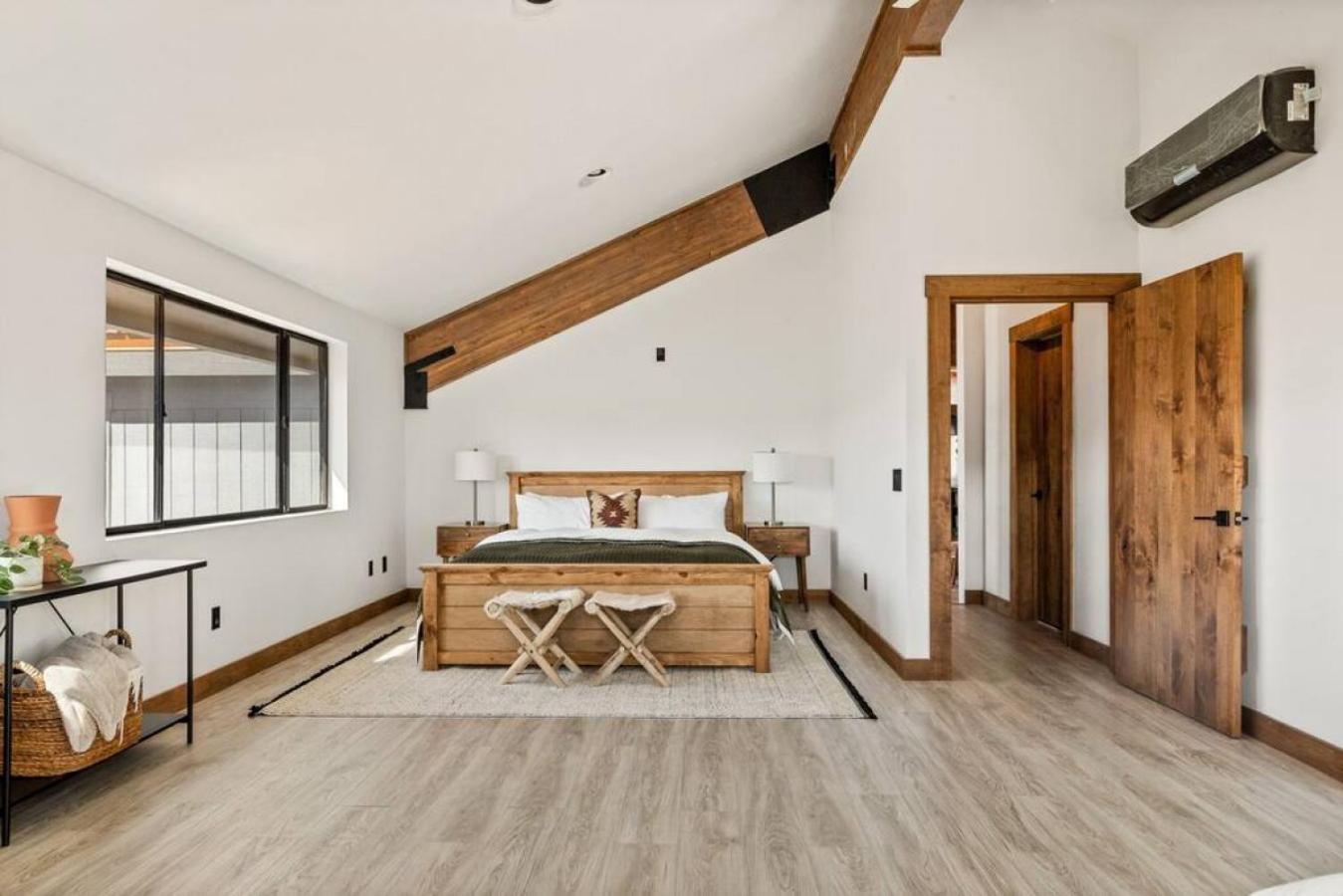 Baldwin Lake Steel Pine Lodge A Rustic Mountain Retreat Views מראה חיצוני תמונה