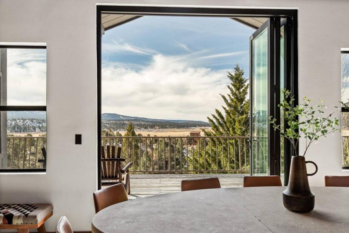 Baldwin Lake Steel Pine Lodge A Rustic Mountain Retreat Views מראה חיצוני תמונה